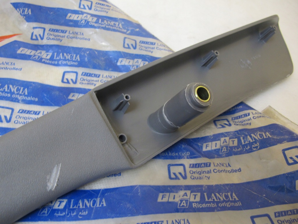 фото №6, Підлокітник ручка двері лівий перед fiat punto gb