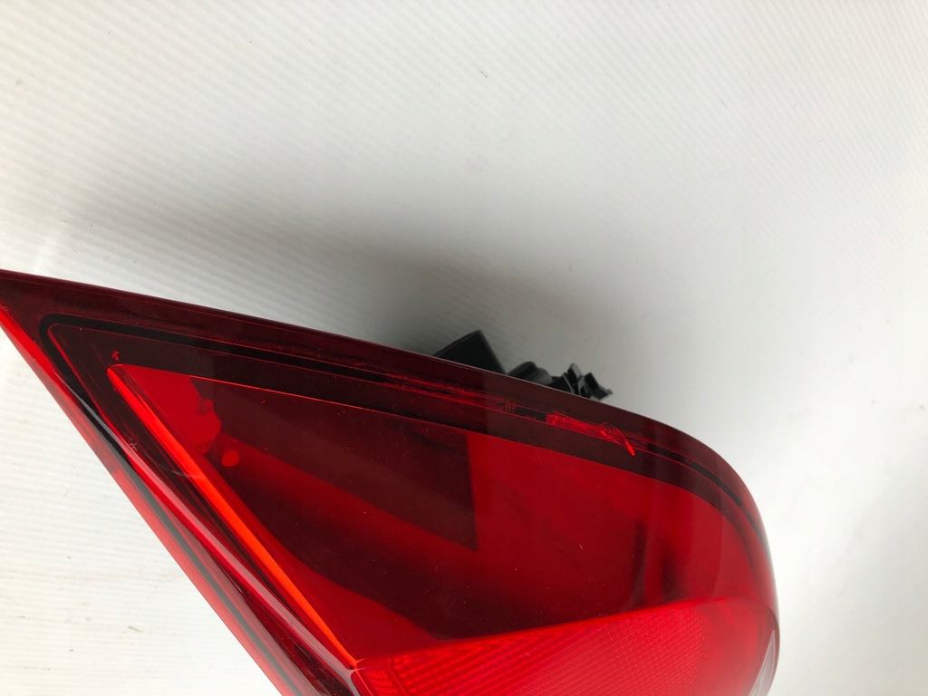 фото №9, Лампа задня права seat leon iii kombi 5f9945096