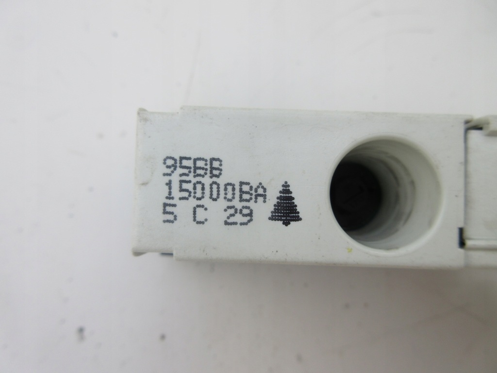 Приладова панель годинник дисплей ford mondeo mk1 95bb15000ba Недорого