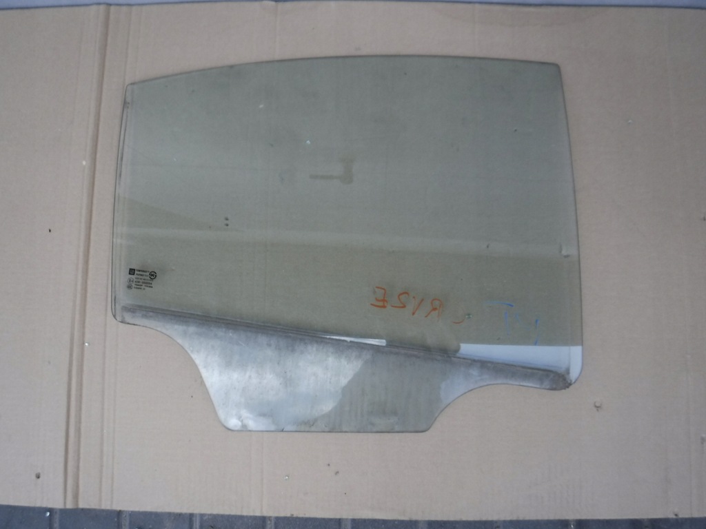 фото №1, Скло двері правий задня chevrolet cruze 09- sedan