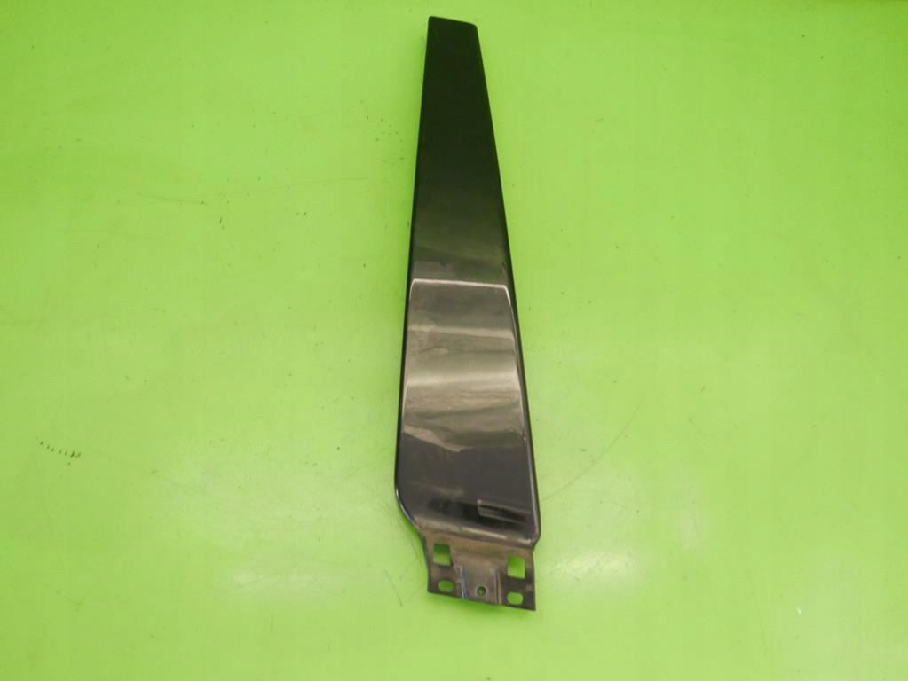 фото №1, Накладка молдинг стійка права задня audi a4 b6 sedan