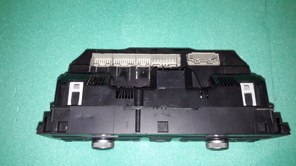 фото №6, Панель кондиционера audi a6 c6 04-11 4f2820043q