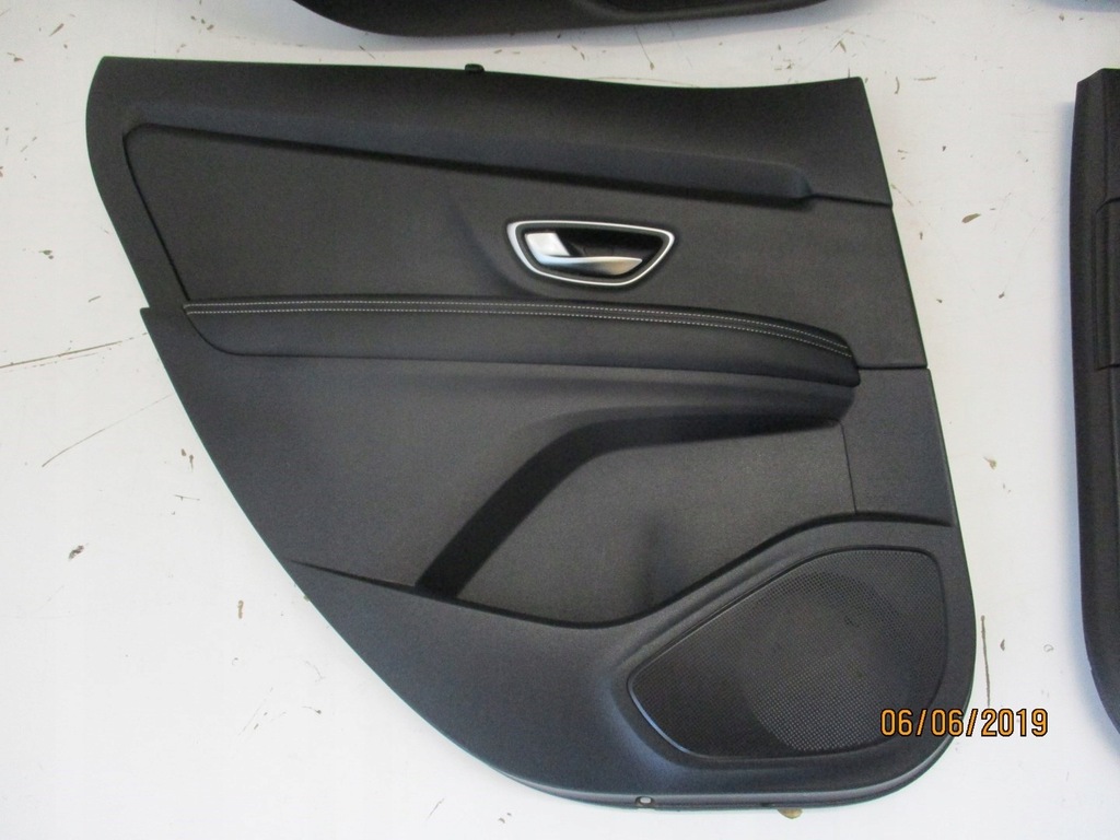 фото №5, Обивка дверь задняя задние renault scenic 4 iv 17r