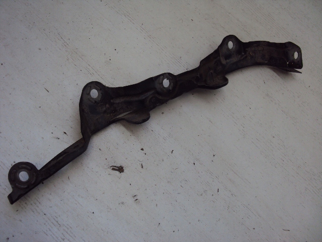 фото №1, Кронштейн крыла правый перед mercedes cl w215 fl