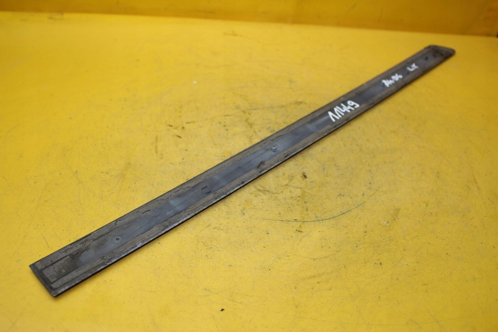 фото №6, Молдинг двері лівий задня audi a4 b6 8e0853963hl