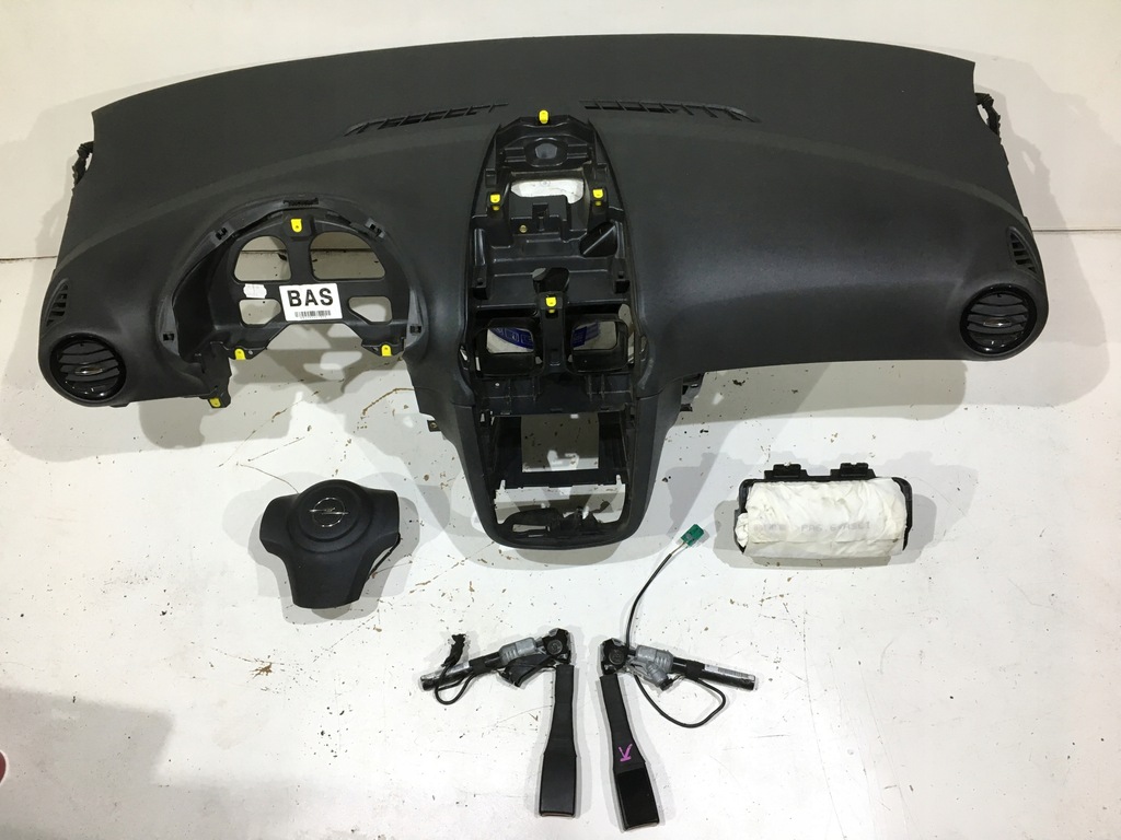 фото №1, Opel corsa d панель приладів консоль подушка безпеки подушки безпеки ремені or