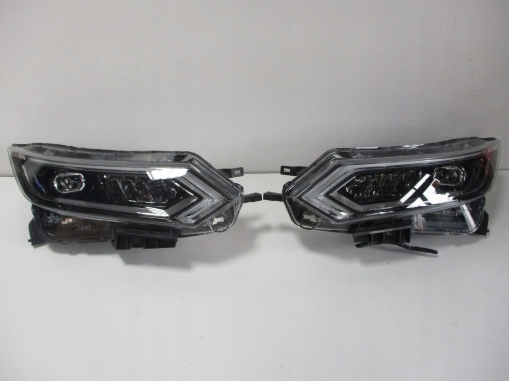 Купити Фара nissan qashqai full led рестайлінг  18r ліва