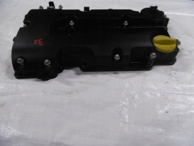 Opel corsa adam 1.4 xer крышка клапанов в Украине