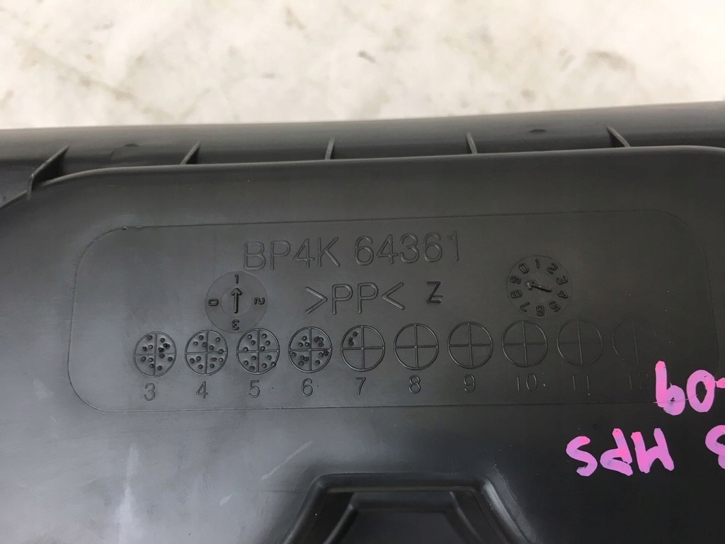 фото №5, Mazda 3 mps 03-09 бардачок na кружка