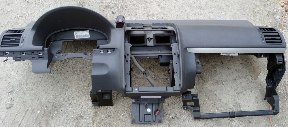 фото №1, Консоль главная vw touran 03-