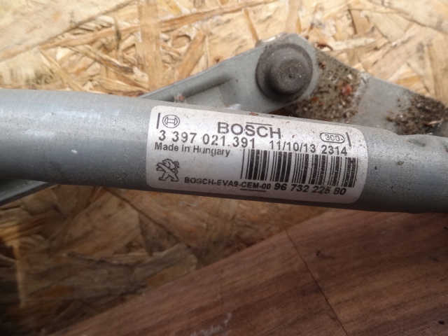 фото №5, Peugeot 208 2013 моторчик механизм дворник