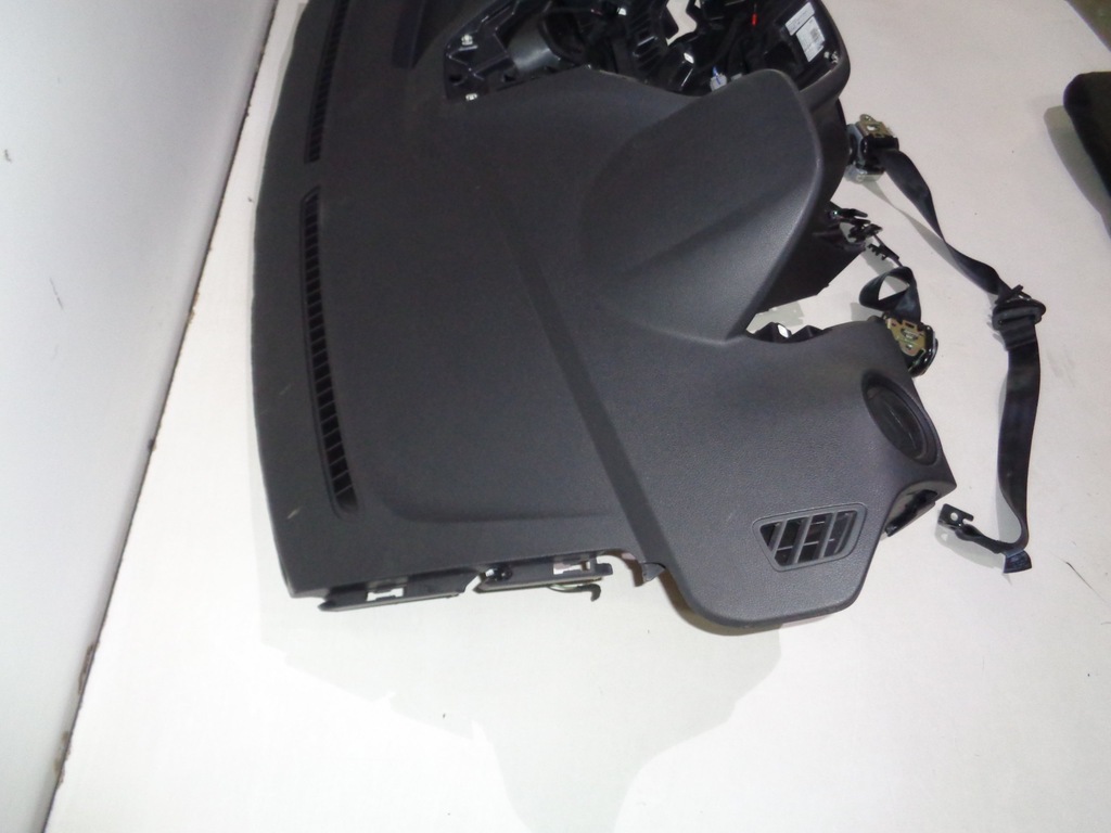 фото №2, Ford tourneo courier панель приладів консоль подушка безпеки ремені