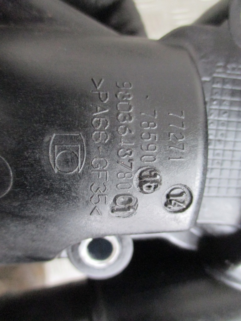 фото №8, Корпус термостата peugeot 407 04-08r 2.0 hdi