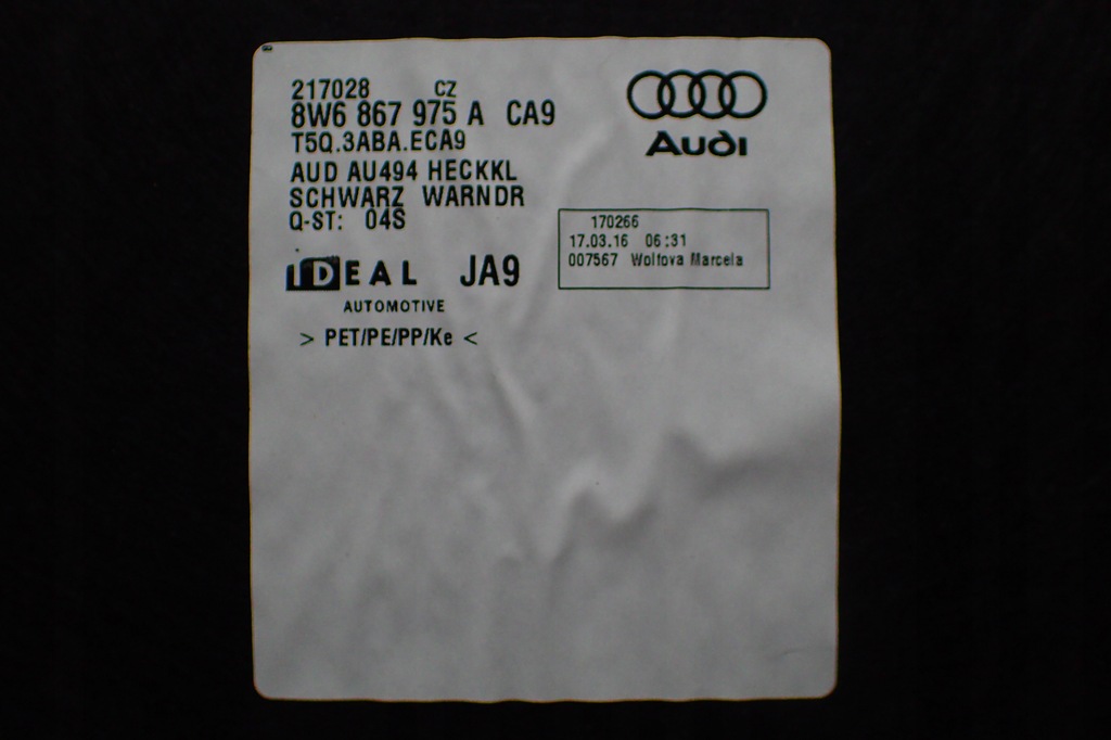 фото №5, Audi a5 8w оббивка багажника кришки 8w6867975a