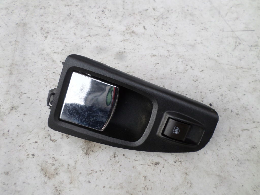 Купити Перемикач панель вікон задній правий lanica musa 06 r