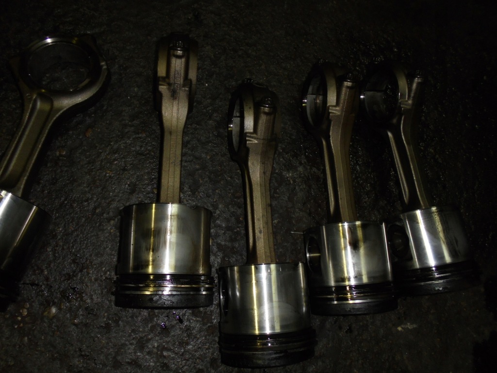 фото №2, Поршень поршни шатун шатун scania r hpi