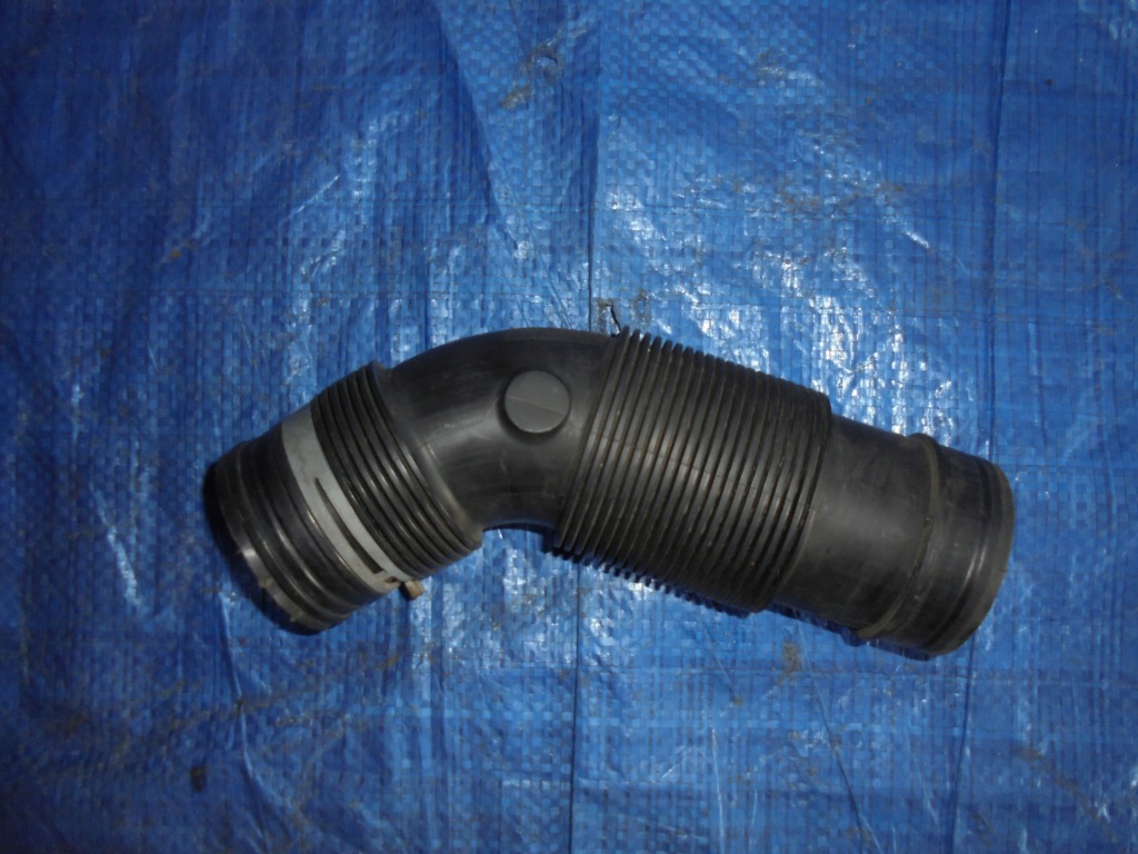 фото №1, Труба шланг всмоктуючий audi q7 7l8128684