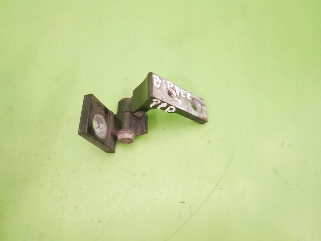 фото №1, Петля дверь правый перед dół peugeot bipper i 632