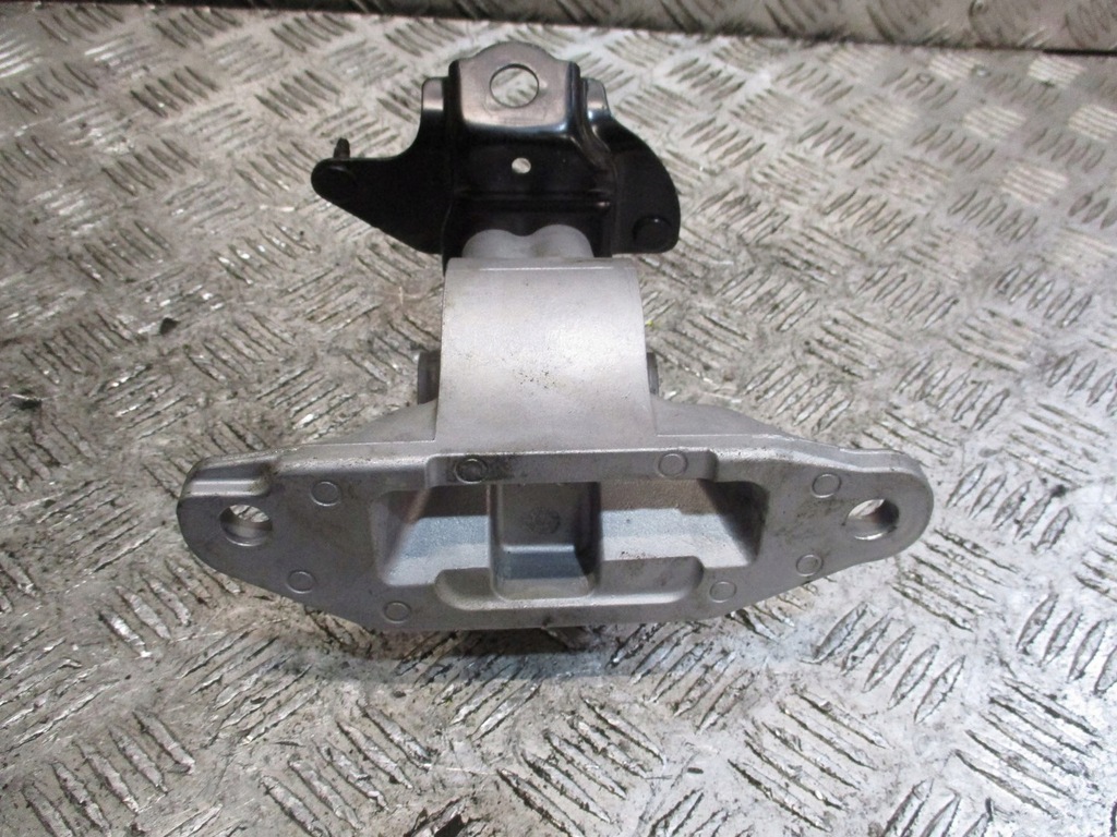 фото №3, Кронштейн подушка toyota rav 4 rav4 2,5hyb 18r