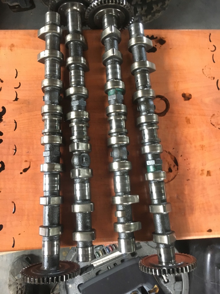 фото №1, Mercedes s w220 вал розподільного валу