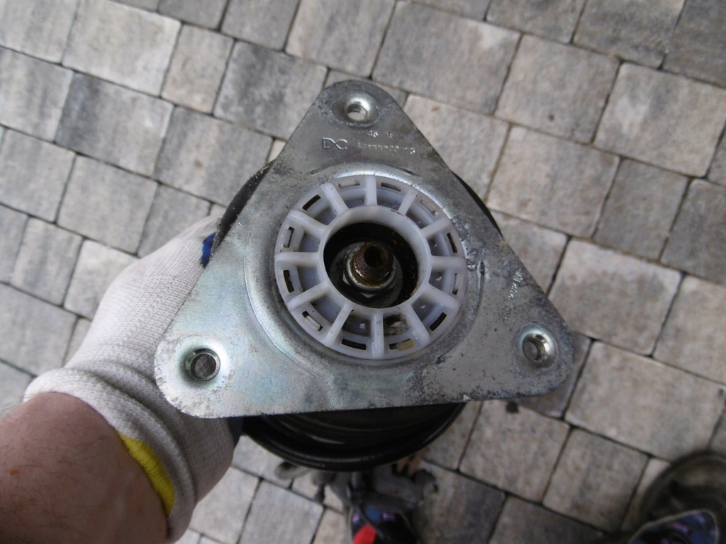 фото №4, Амортизатор правий ступиця smart fortwo iii бензин