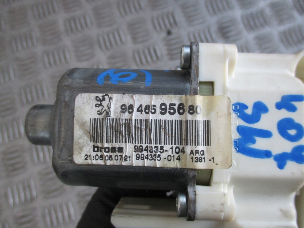 фото №6, Моторчик стекло левый задняя peugeot 407 9646595680