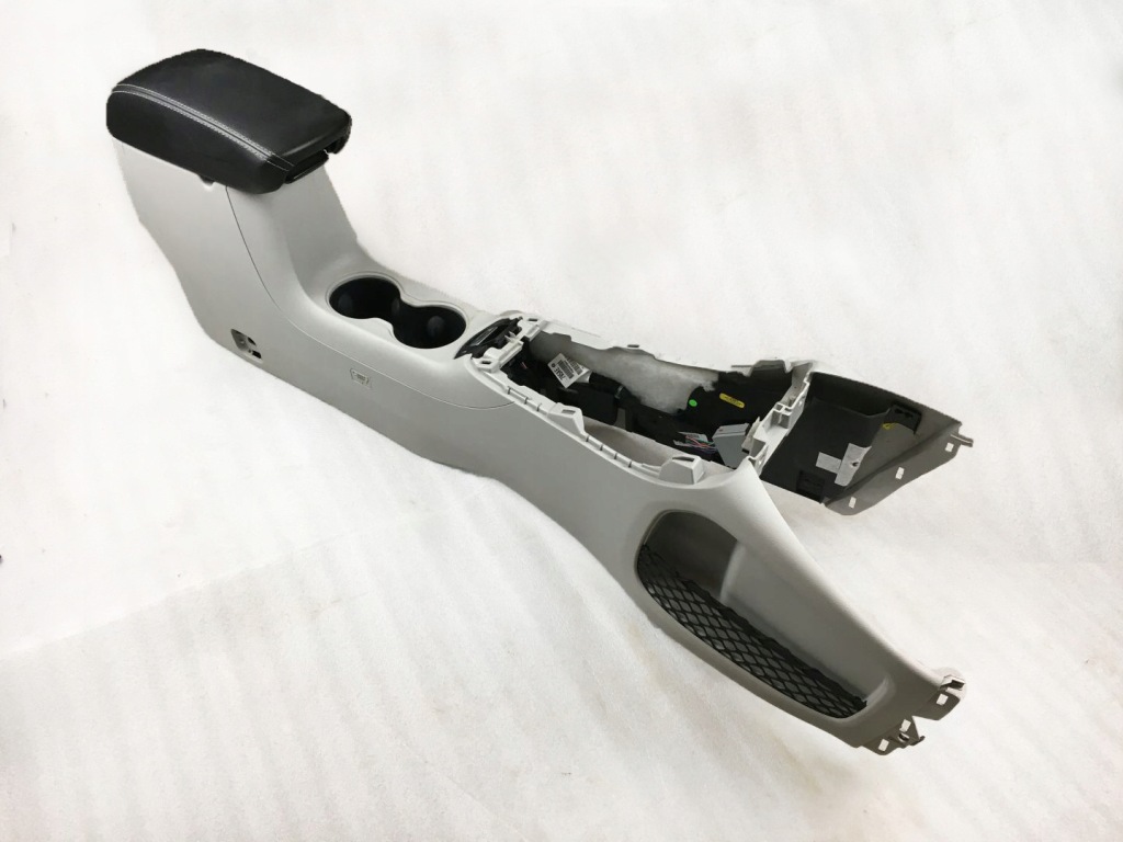 фото №1, Jeep compass ii 17- туннель средний подлокотник