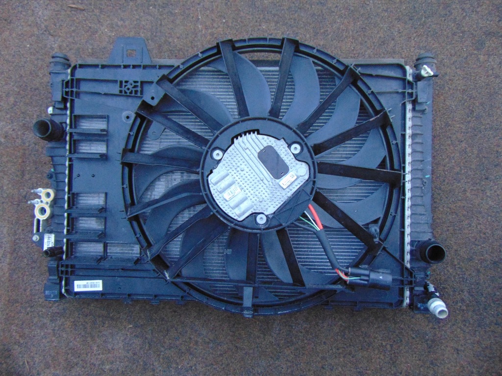 фото №1, Радиатор discovery sport evoque lift 17r