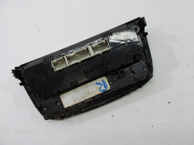 фото №4, Панель обдув кондиционера mercedes r-klasa w251