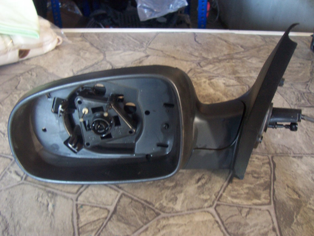 фото №1, Opel corsa c левая зеркало