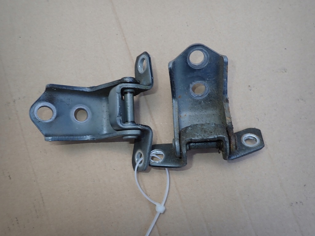 фото №1, Mazda2 mazda 2 ii 09- de петли передние правое