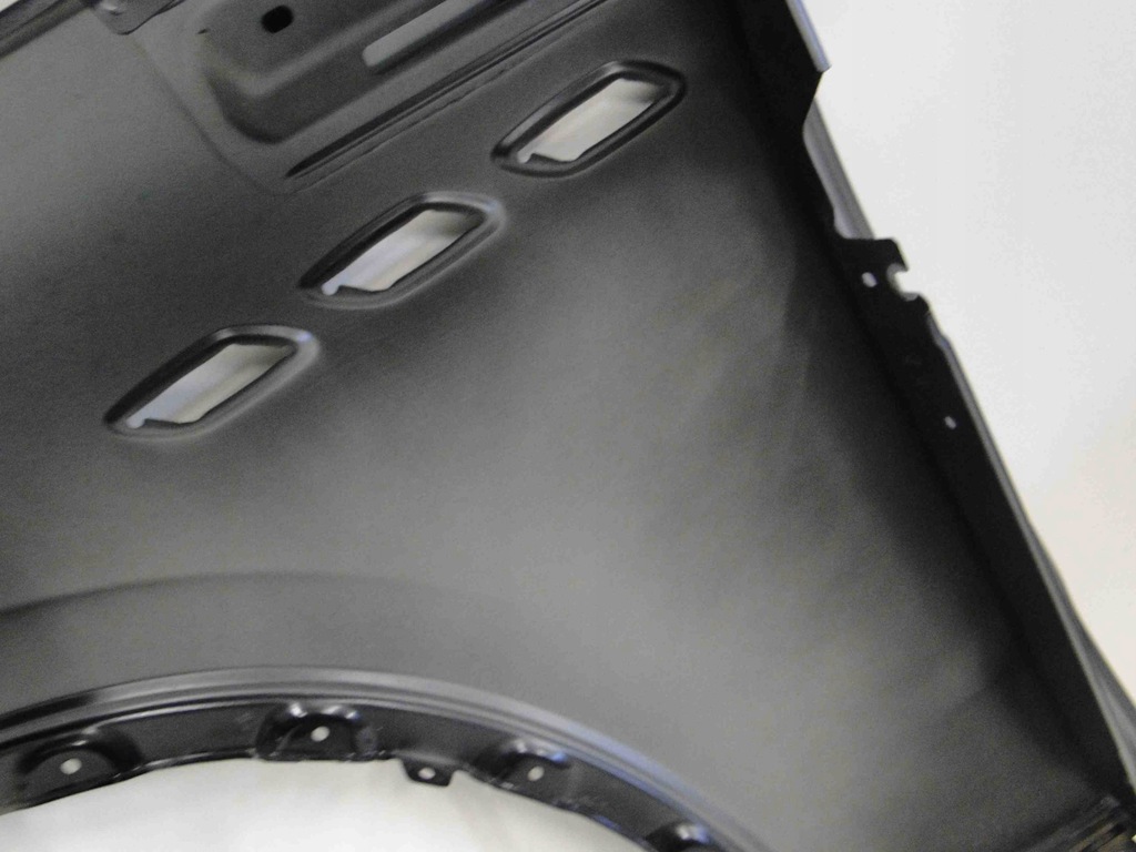 фото №8, Maserati levante крила передній правий