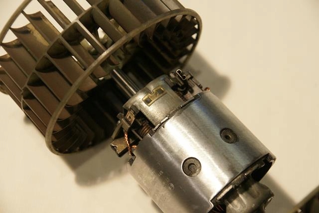 Usługa відновлення вентилятор повітродувка mercedes 190 w201 0130111109 łódź Київ