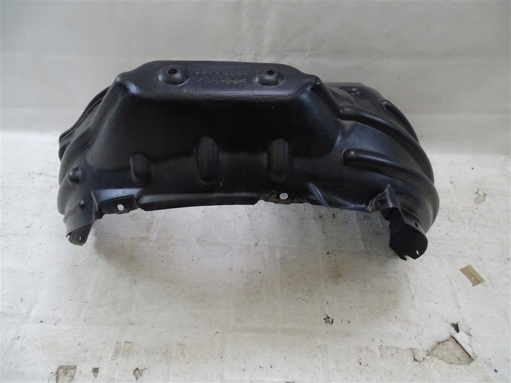 фото №7, Подкрылок правое перед mitsubishi space star ii 2