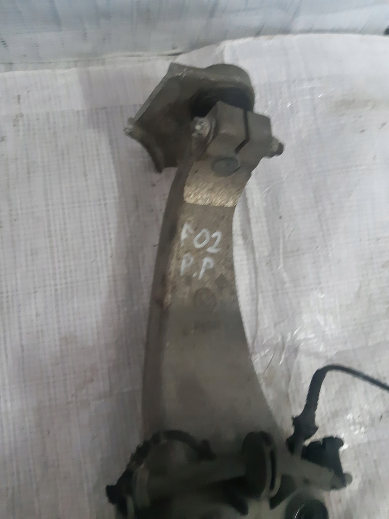 фото №4, Поворотный кулак ступица правый перед bmw f01 f02