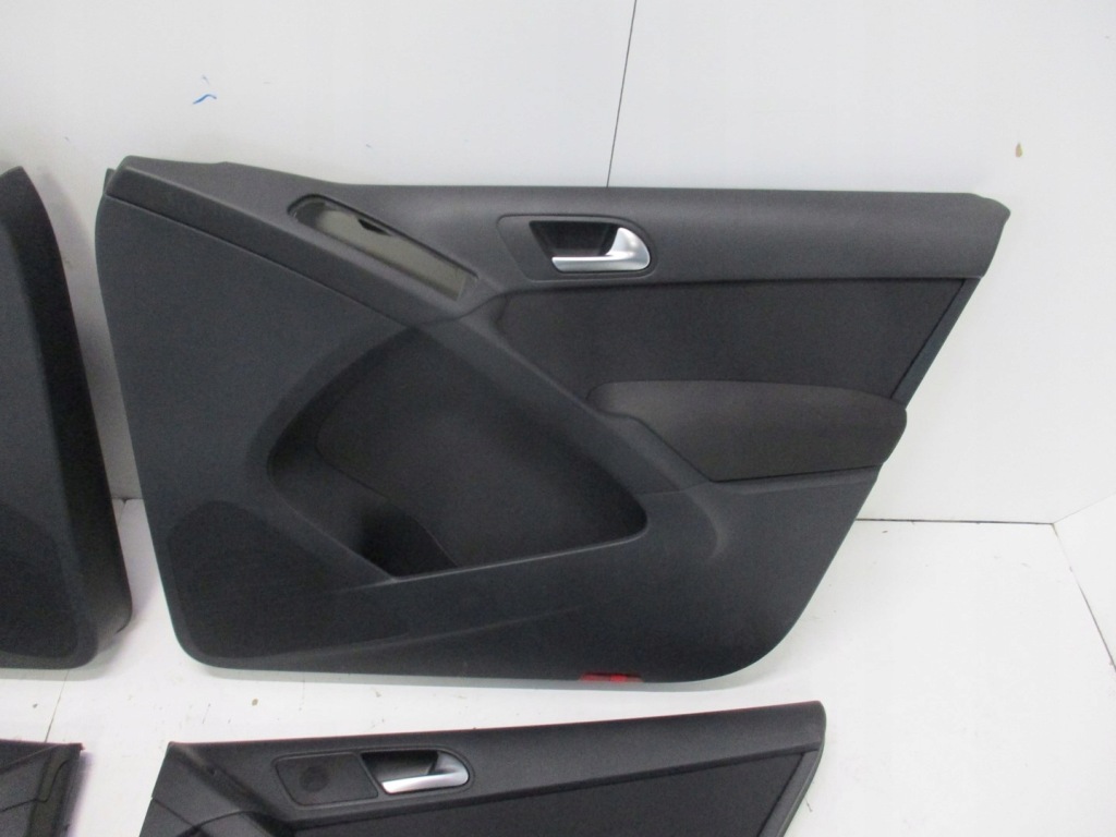 фото №5, Оббивка оббивка двері vw tiguan 5n0 задня