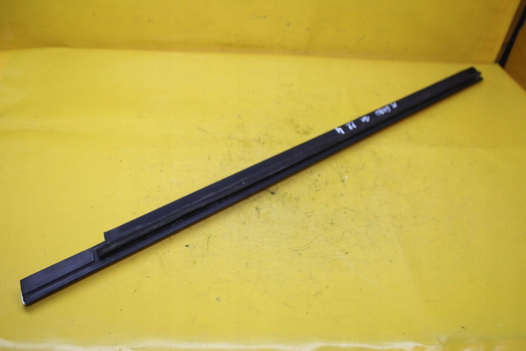 фото №5, Молдинг правый перед передний maserati ghibli