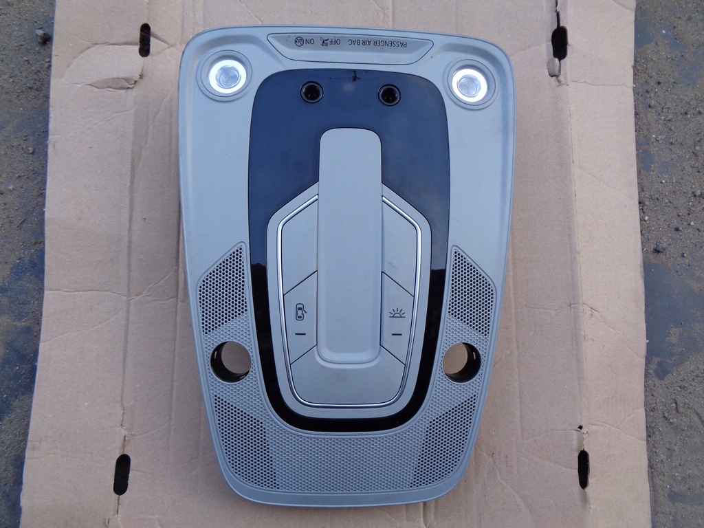 фото №1, Лампа салонная 4m0947105 audi a4 b9 8w0