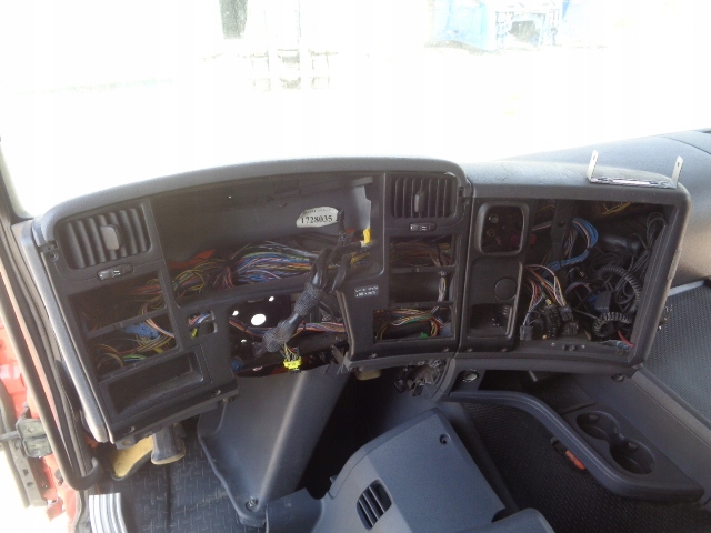 фото №3, Scania r xpi euro 5 приборная панель консоль приборная панель