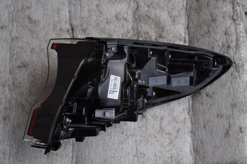 фото №14, Лампа левая задняя toyota c-hr led 16- 81560-f4030-00