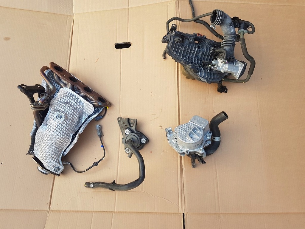 фото №3, Yaris iii гібрид насос wody 2012 rok