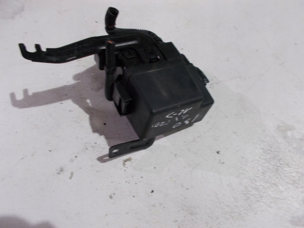 фото №1, Hyundai i30 1,4 crdi коробка предохранителей 12