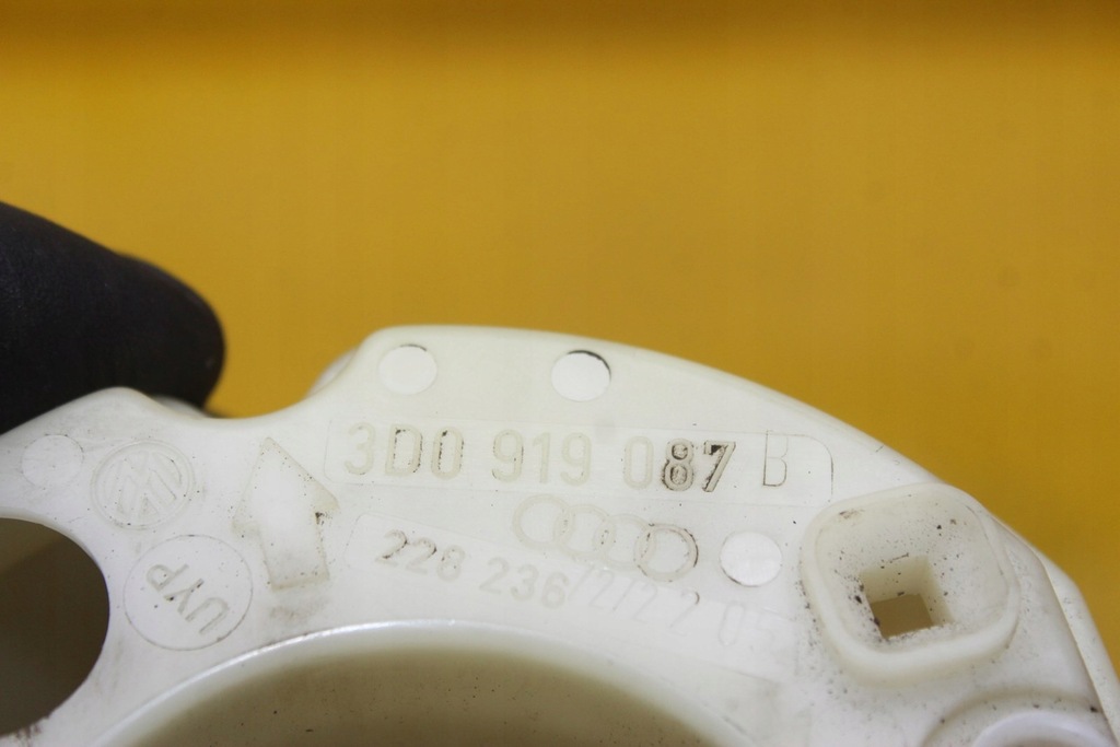 фото №8, Насос пального vw phaeton 4.2 b 3d0919087b