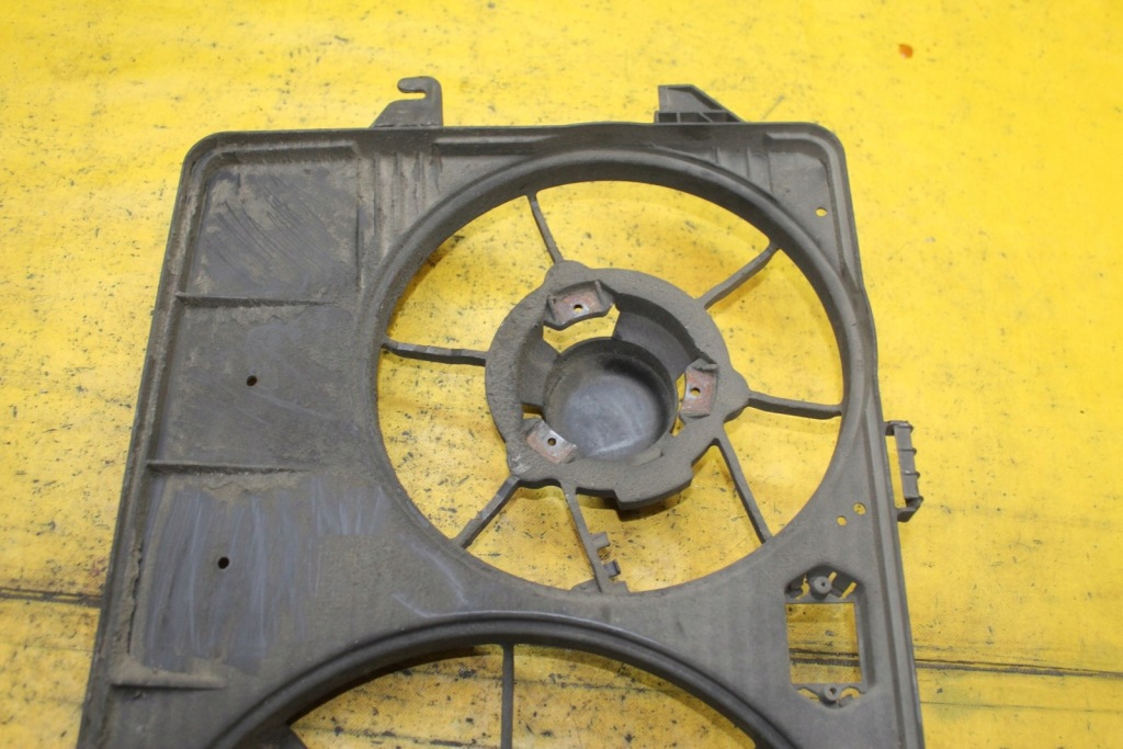 фото №3, Корпус вентиляторов transit connect 1.8 tddi