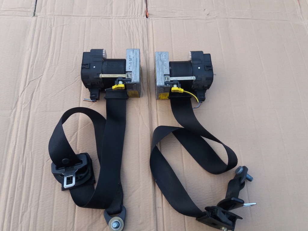 фото №1, Pas безопасности перед r mercedes w220 s-klasa