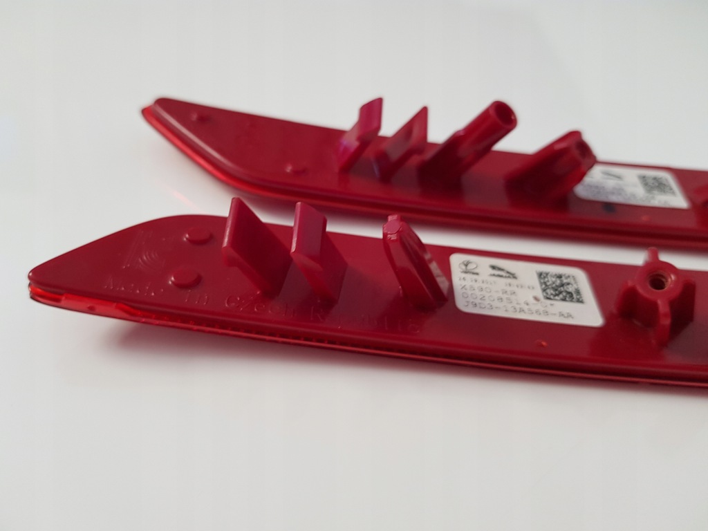 фото №6, Jaguar i-pace відбивач бампера лівий задня j9d3-13a569-aa 00208515-0