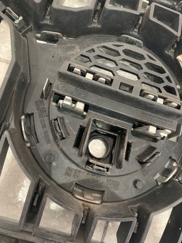 фото №13, Решётка радиатора решётка радиатора бампера volvo v90 камера