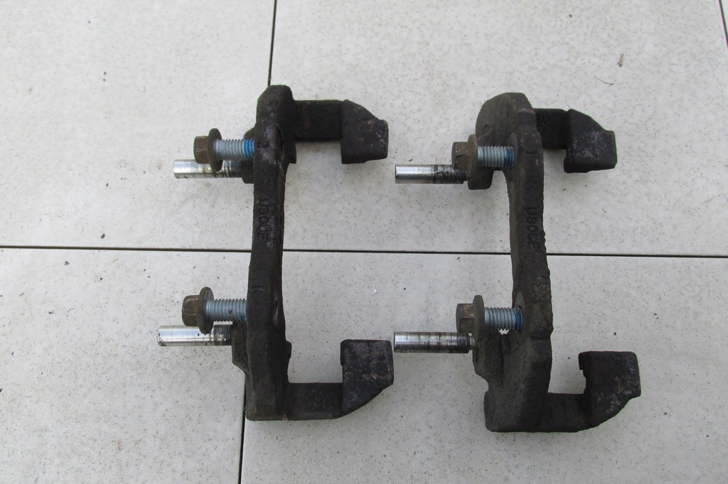 фото №1, Скоба суппорт тормозной ecosport 1,5 tdci 2014 rok