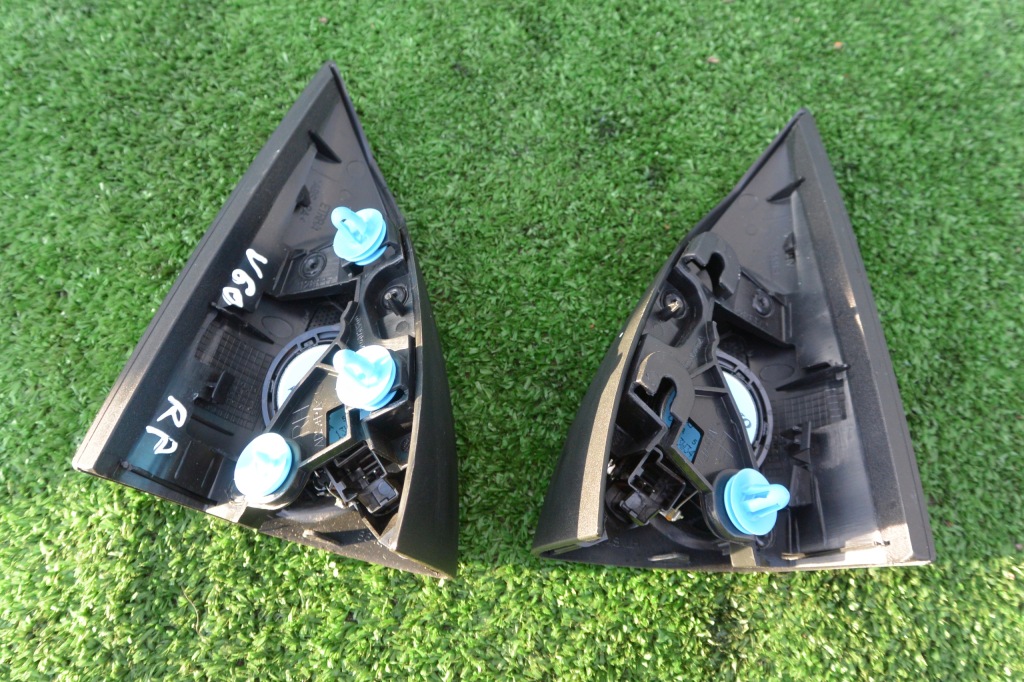 фото №4, Динамик накладка треугольник volvo s60 v60 ii lift kpl