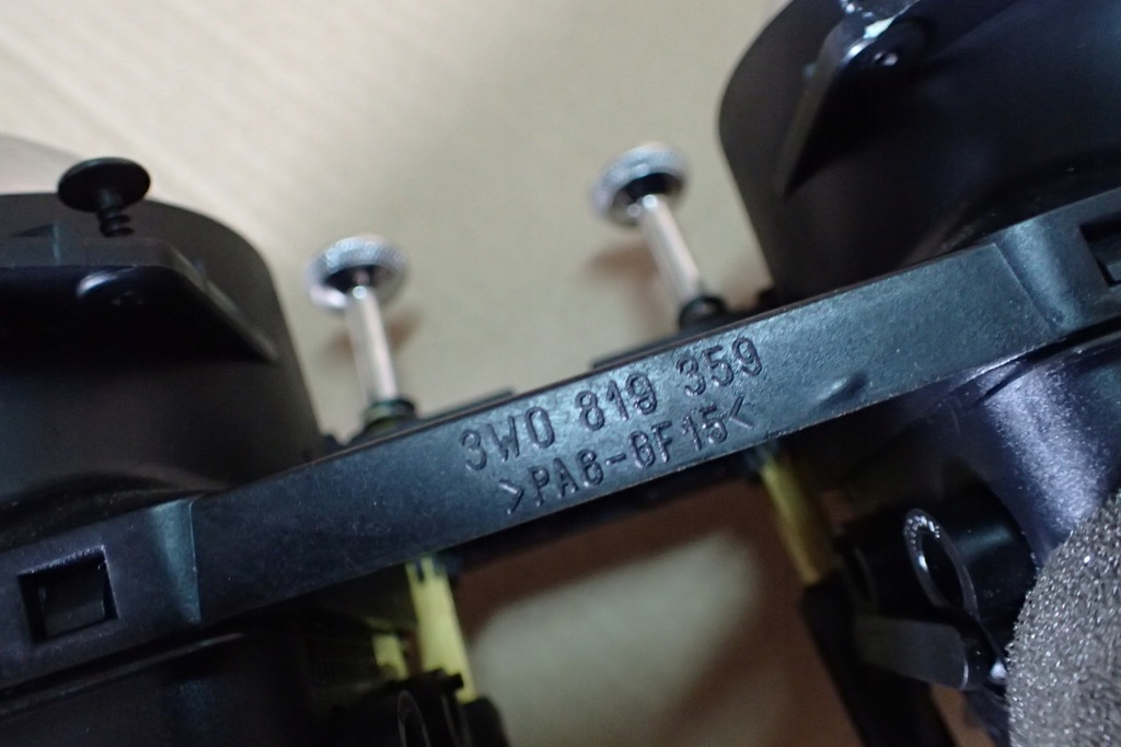 фото №5, Bentley gt lift решётка обдув 3w0819359